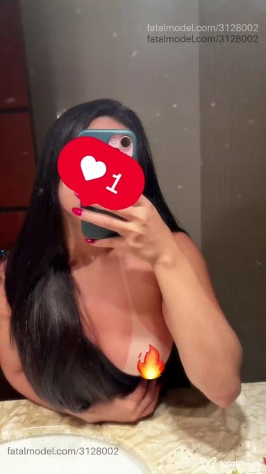 Acompanhante mulher morena (o) de olhos pretos em Nova Mutum - Bruna