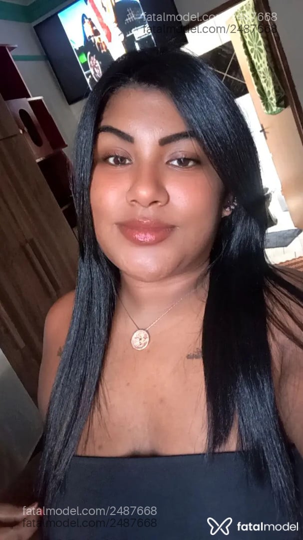 Acompanhante mulher morena (o) de olhos castanhos - Gaby