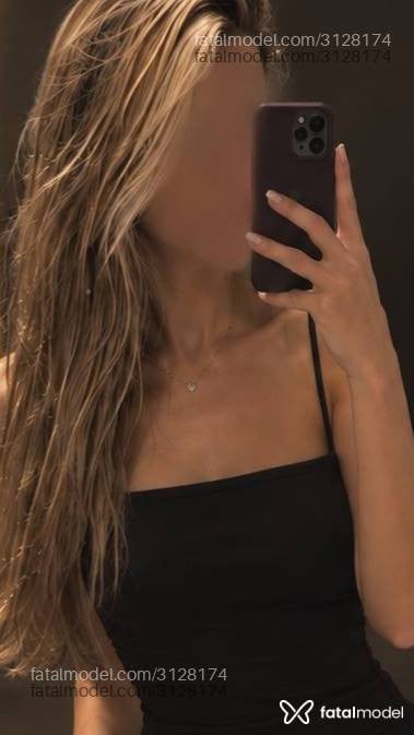 Acompanhante mulher loira (o) de olhos verdes - Mia