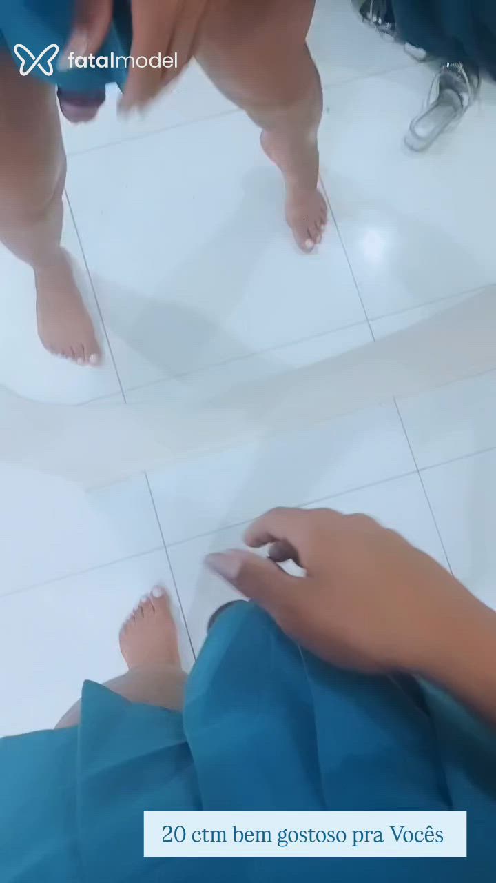 Acompanhante mulher trans com cabelo castanho de olhos castanhos - Blanca