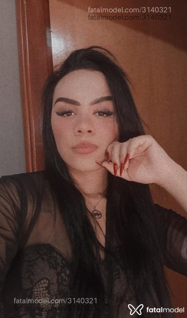 Acompanhante mulher morena (o) de olhos castanhos - Anninha