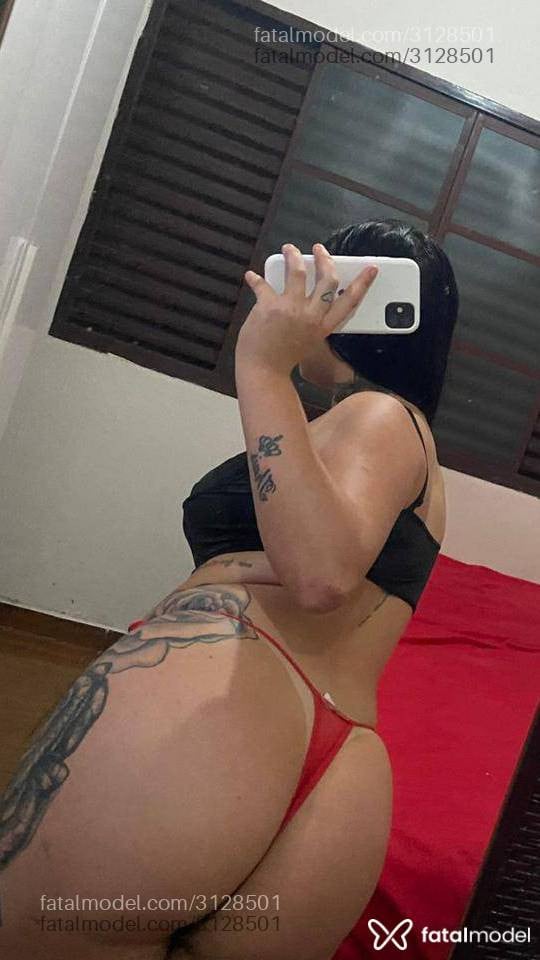 Acompanhante mulher morena (o) de olhos castanhos em Araxá - Alice Lima