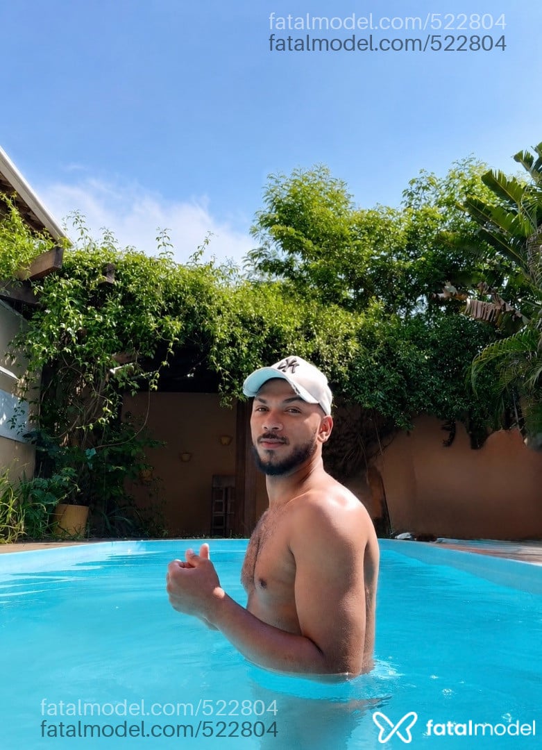Acompanhante homem morena (o) de olhos pretos - BAIANO