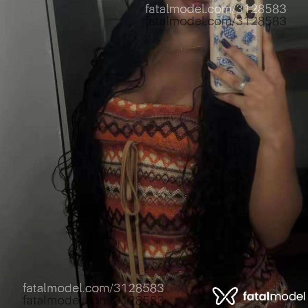 Acompanhante mulher com cabelo castanho de olhos mel em Colatina Acompanhante mulher com cabelo castanho de olhos mel em Colatina - Bianca