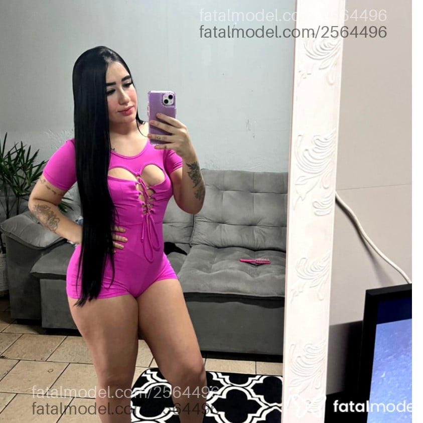 Acompanhante mulher morena (o) de olhos castanhos - Paula Juju