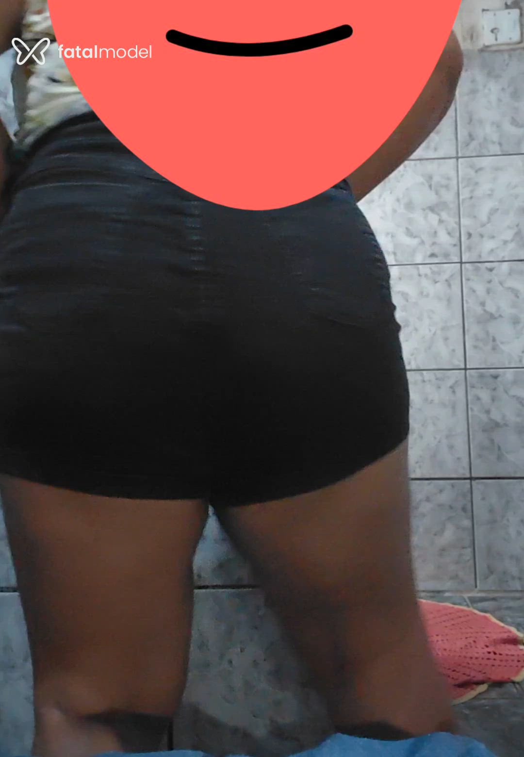 Acompanhante mulher morena (o) de olhos castanhos - Flavia