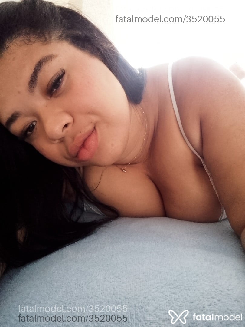 Acompanhante mulher com cabelo castanho de olhos castanhos - Camila Acompanhante mulher com cabelo castanho de olhos castanhos - Camila