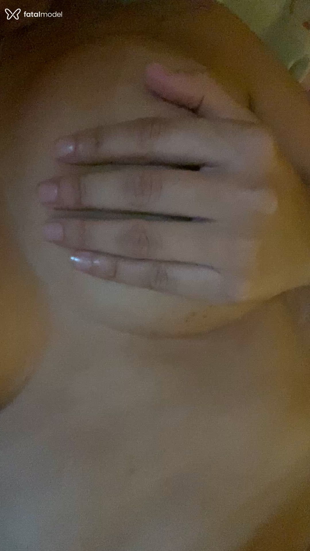Acompanhante mulher morena (o) de olhos castanhos - Gabi Mornistar Acompanhante mulher morena (o) de olhos castanhos - Gabi Mornistar