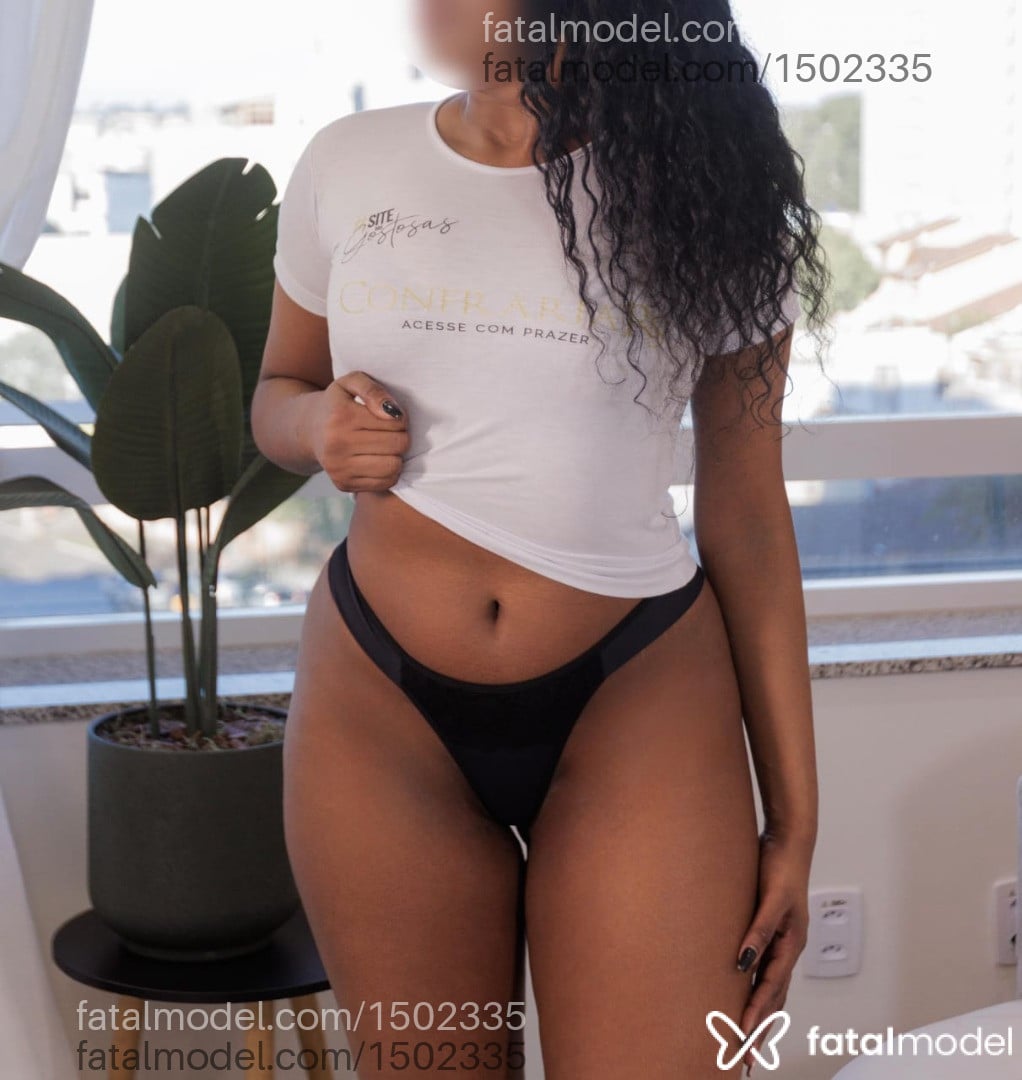 Acompanhante mulher morena (o) de olhos castanhos - Andressa