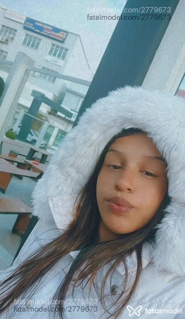 Acompanhante mulher morena (o) de olhos castanhos - Giovanna Reis