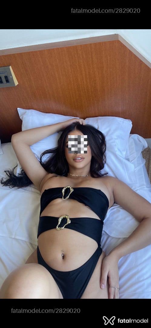 Acompanhante mulher com cabelo castanho de olhos castanhos - Sofia