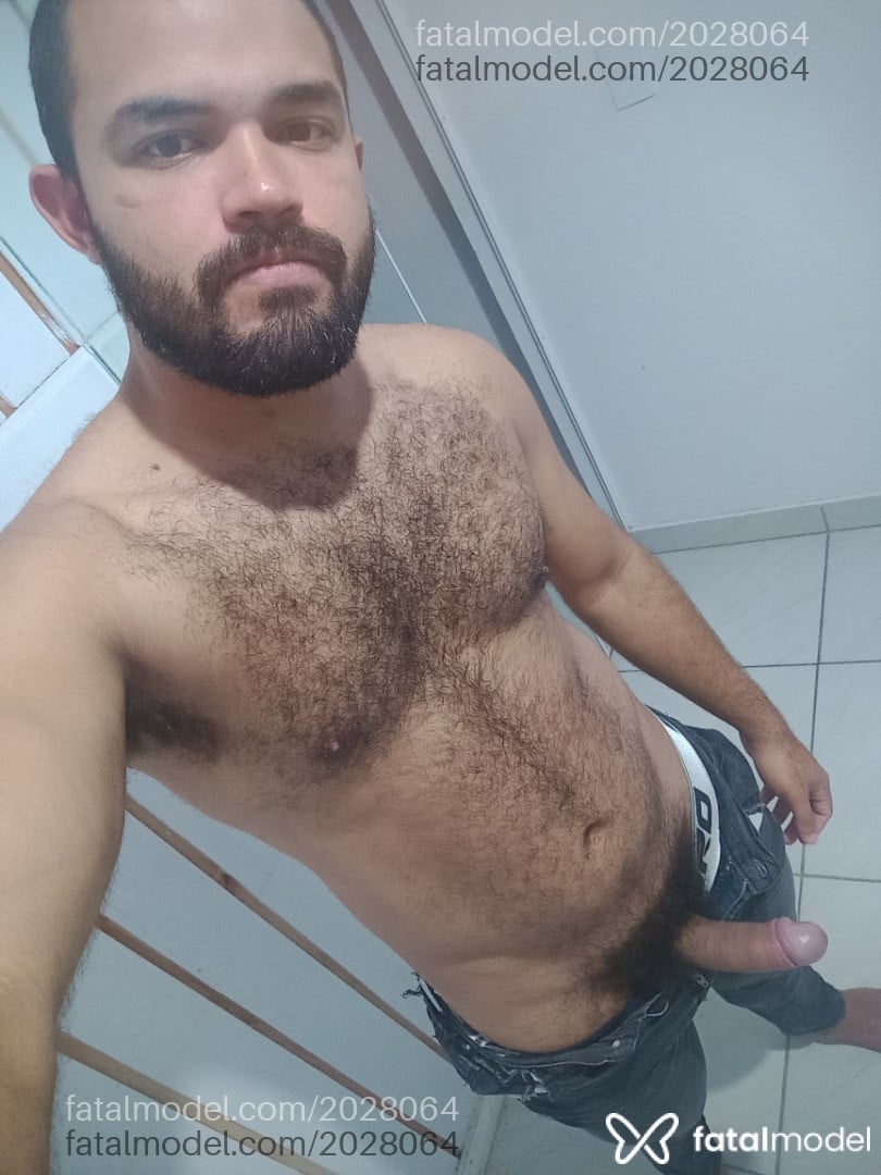 Acompanhante homem morena (o) de olhos castanhos - Ursao