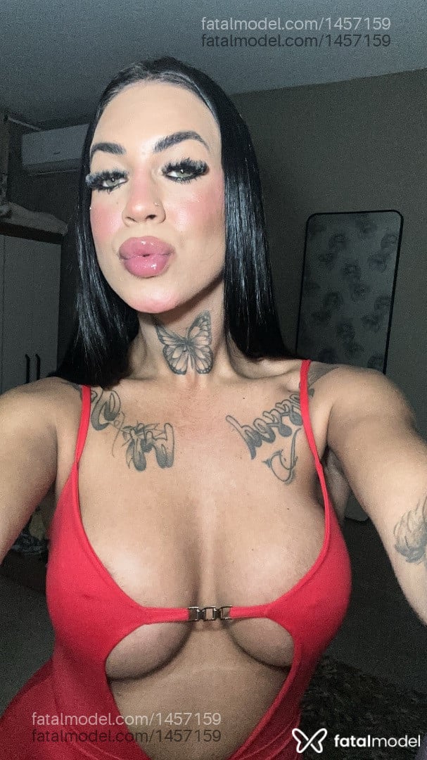 Acompanhante travesti morena (o) de olhos verdes - Stéfany Vitória