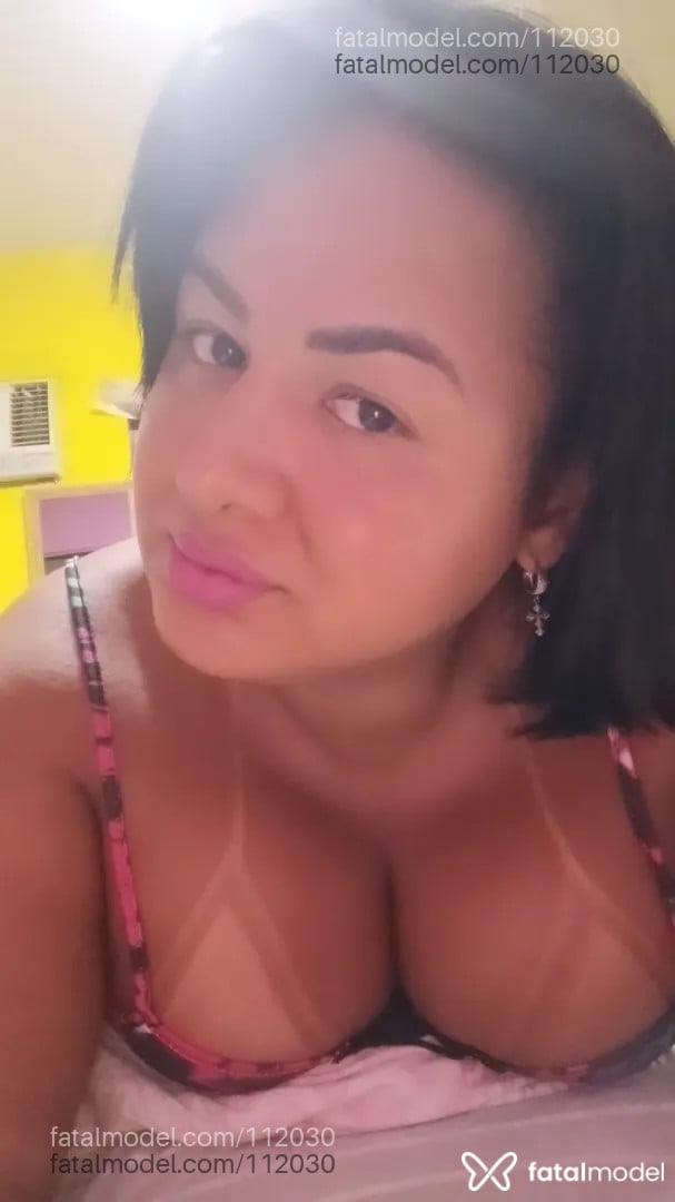 Acompanhante mulher trans morena (o) de olhos castanhos - Valeska