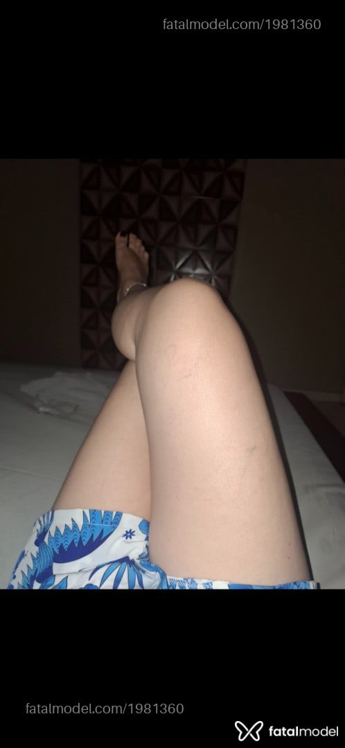 Acompanhante mulher com cabelo castanho de olhos verdes - Ayra Acompanhante mulher com cabelo castanho de olhos verdes - Ayra