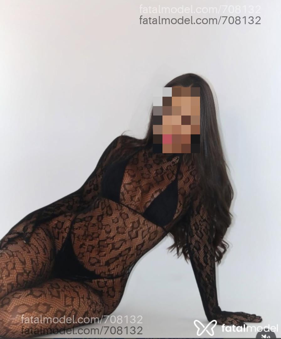 Acompanhante mulher morena (o) de olhos castanhos - Jhenifer Reis