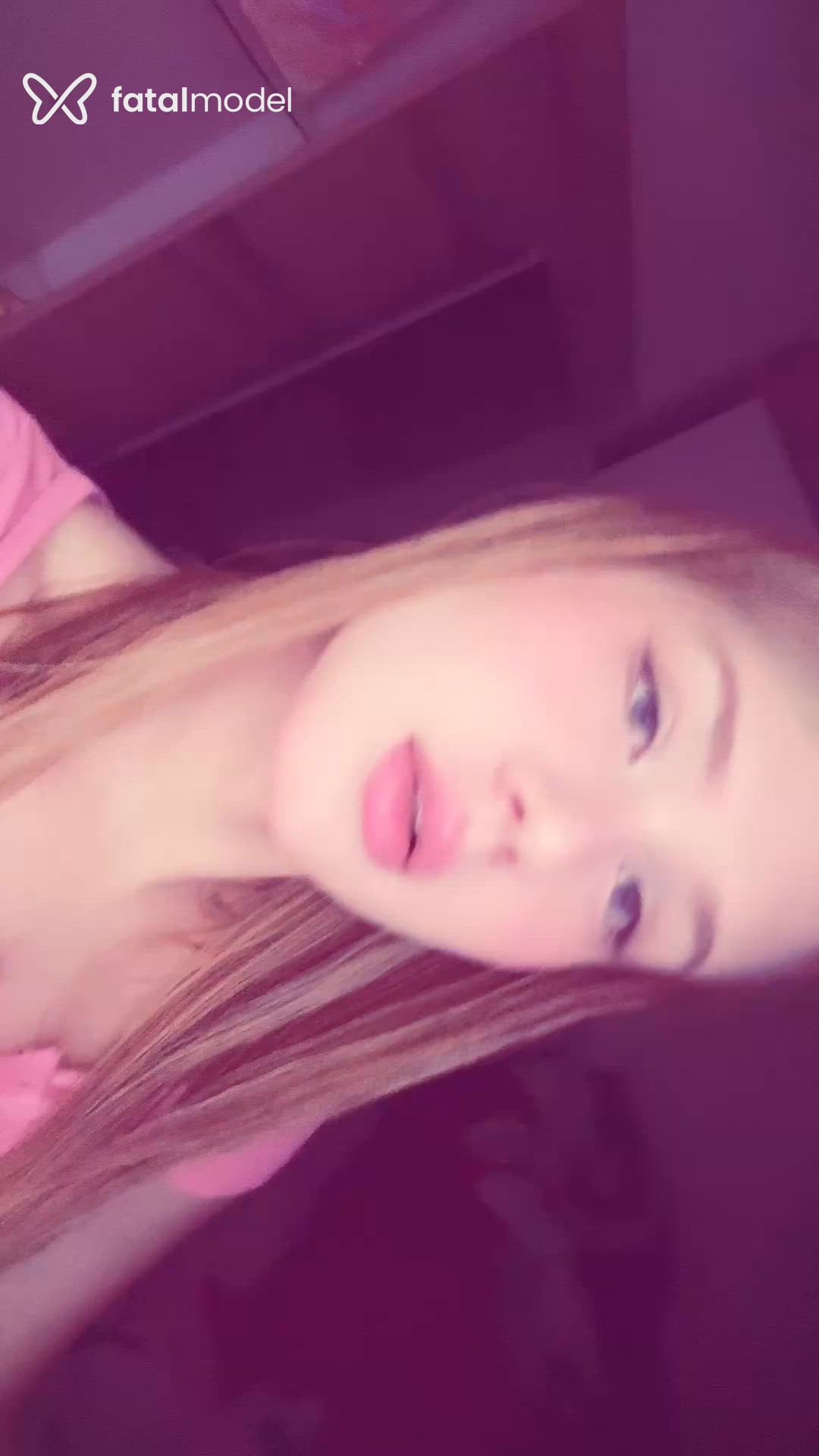 Acompanhante mulher trans loira (o) de olhos azuis - Aurora Acompanhante mulher trans loira (o) de olhos azuis - Aurora