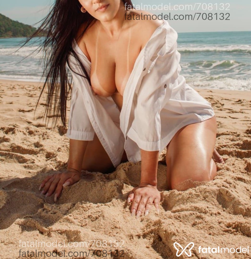 Acompanhante mulher morena (o) de olhos castanhos - Jhenifer Reis