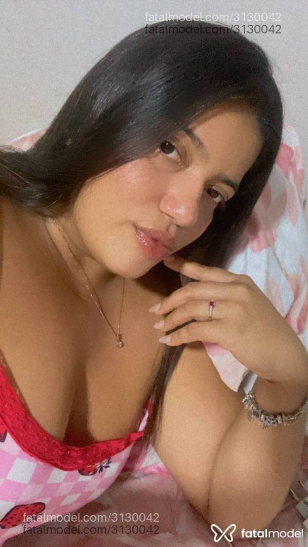 Acompanhante mulher morena (o) de olhos pretos - Ingredd