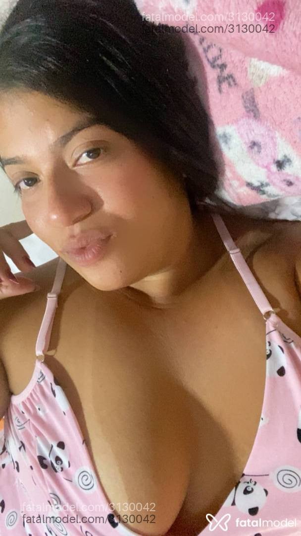Acompanhante mulher morena (o) de olhos pretos - Ingredd