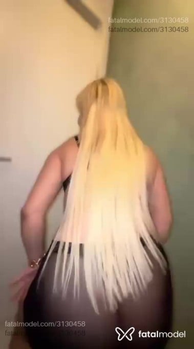 Acompanhante mulher loira (o) de olhos castanhos em Fortaleza Acompanhante mulher loira (o) de olhos castanhos em Fortaleza - Melzinhaa