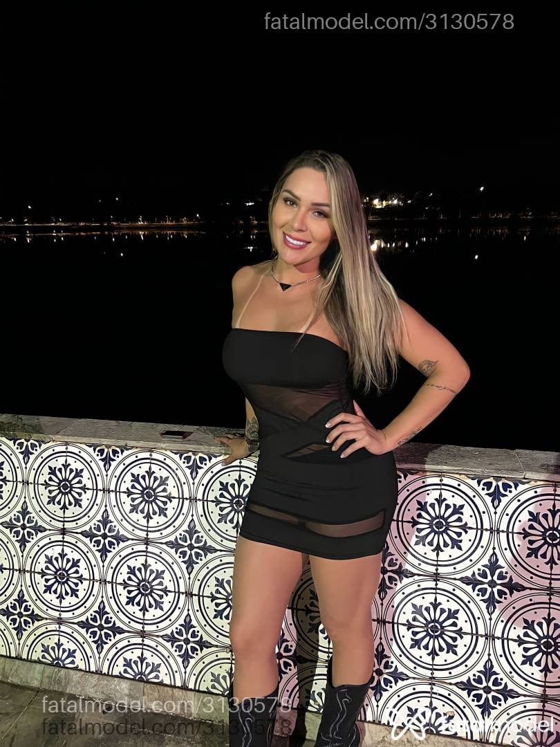 Acompanhante mulher loira (o) de olhos mel - Alice Gurgel