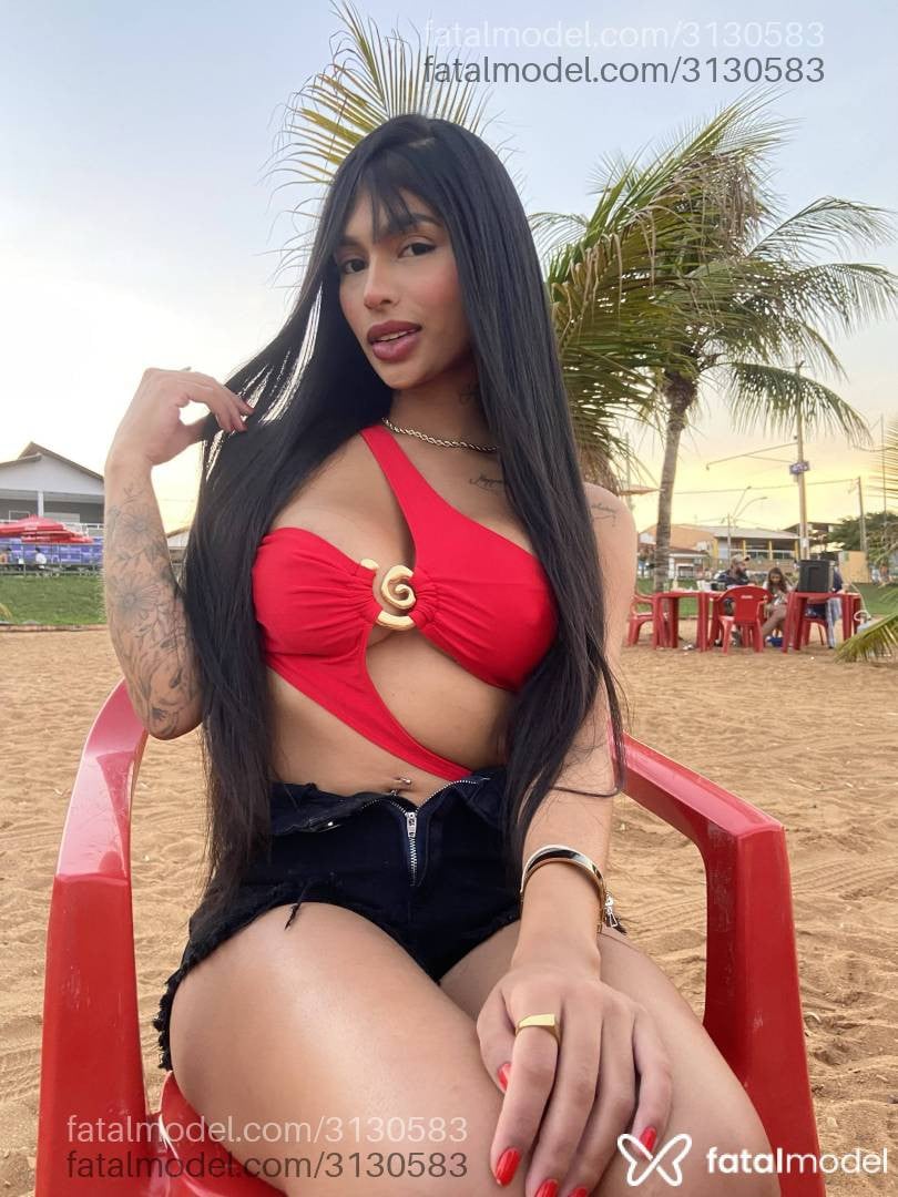 Acompanhante mulher morena (o) de olhos castanhos - Mirela