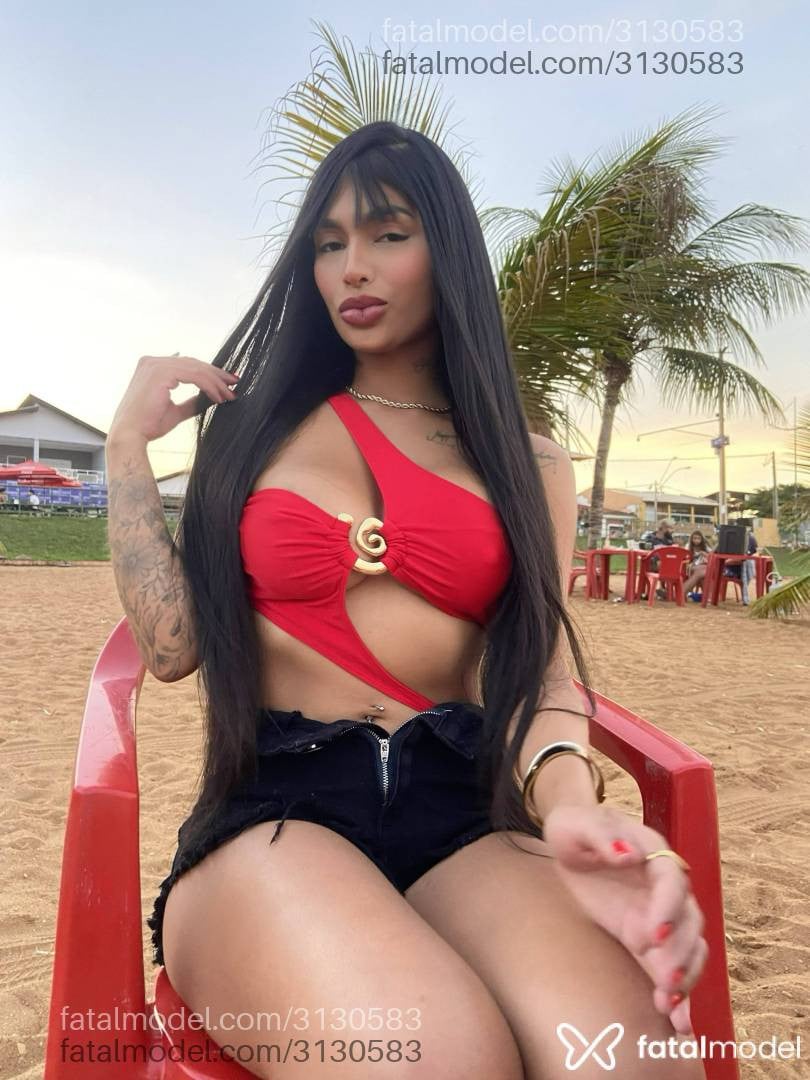 Acompanhante mulher morena (o) de olhos castanhos - Mirela