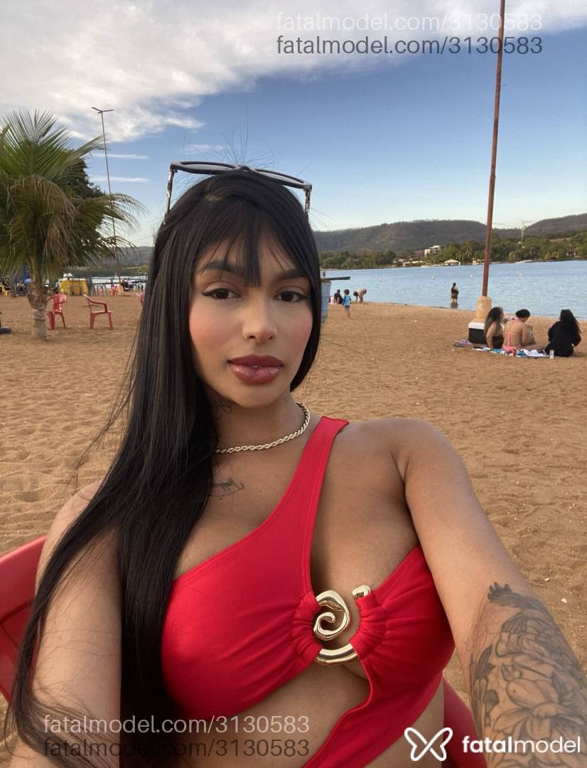 Acompanhante mulher morena (o) de olhos castanhos - Mirela