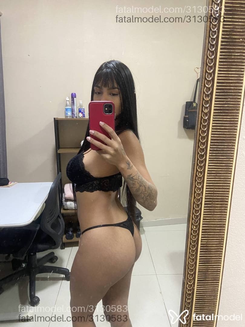 Acompanhante mulher morena (o) de olhos castanhos - Mirela