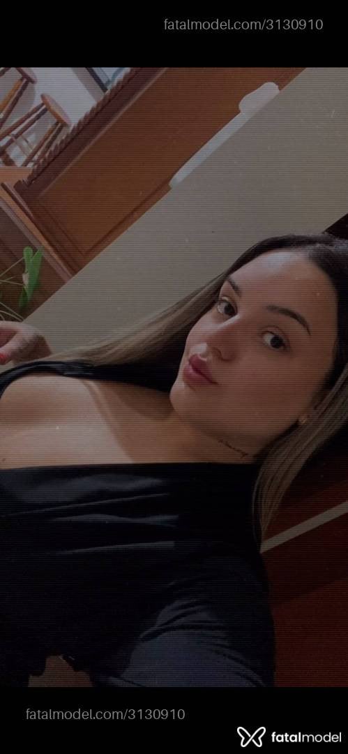 Acompanhante mulher loira (o) de olhos castanhos em Torres - Luiza
