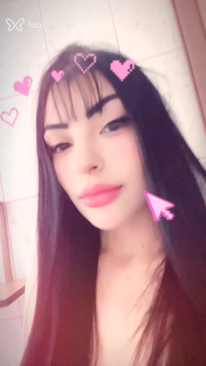 Acompanhante mulher morena (o) de olhos pretos - Stefania