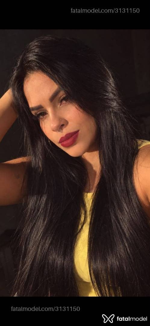 Acompanhante mulher morena (o) de olhos castanhos - Júlia Tavares