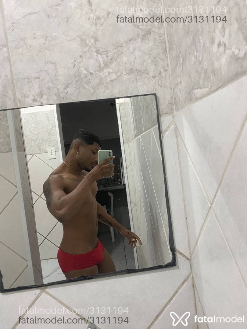 Acompanhante homem morena (o) de olhos castanhos em Fortaleza - Gbqueiroz