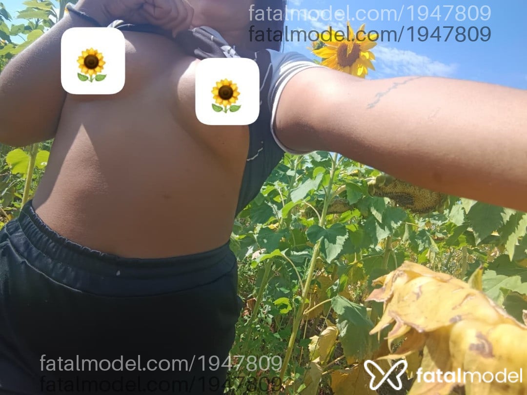 Acompanhante mulher com cabelo castanho de olhos castanhos - Bruninhaasurfis Acompanhante mulher com cabelo castanho de olhos castanhos - Bruninhaasurfis