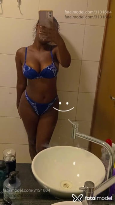 Acompanhante mulher morena (o) de olhos pretos - Sabrina Acompanhante mulher morena (o) de olhos pretos - Sabrina