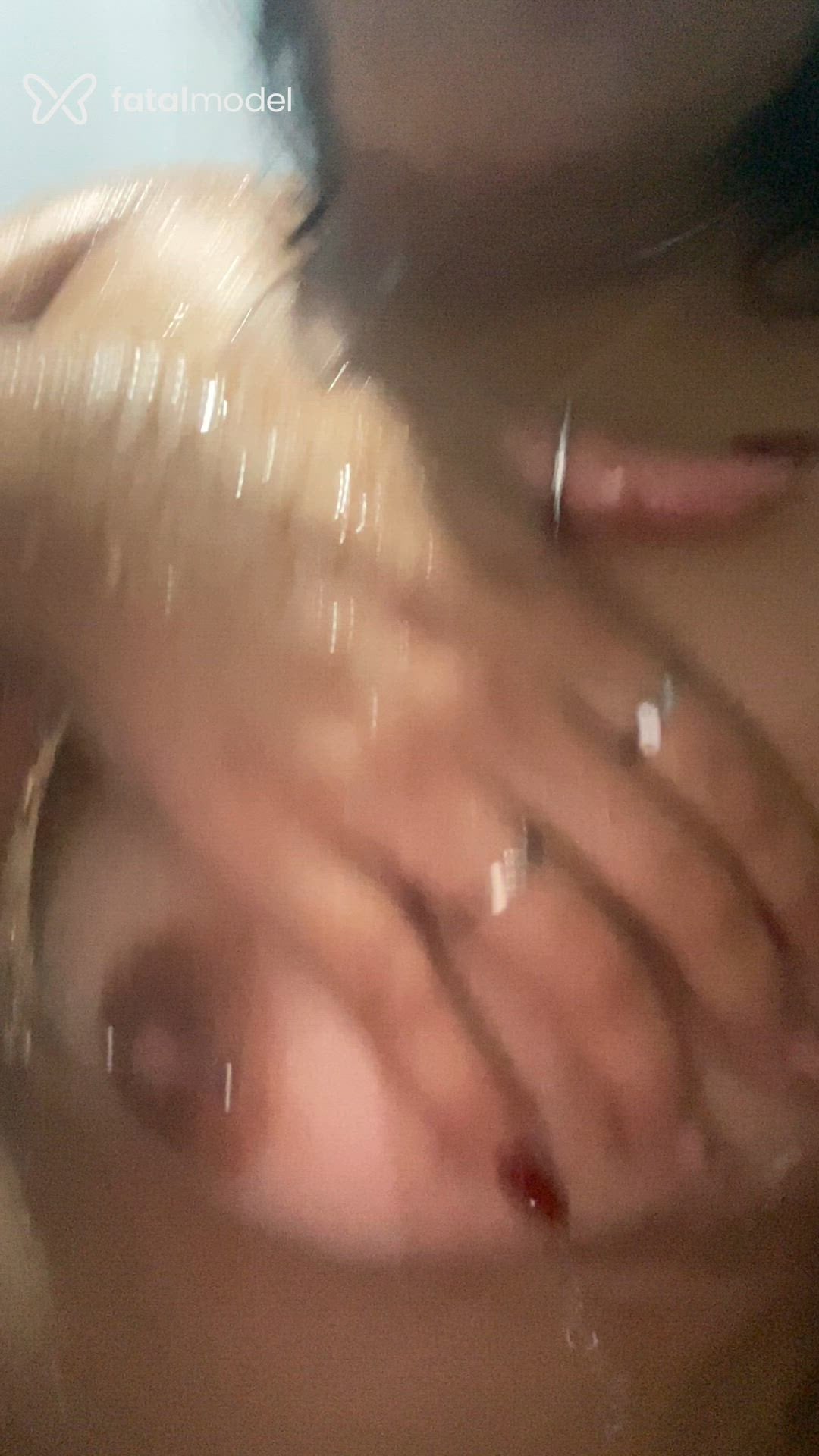 Acompanhante mulher com cabelo castanho de olhos castanhos - Gabrielly Acompanhante mulher com cabelo castanho de olhos castanhos - Gabrielly