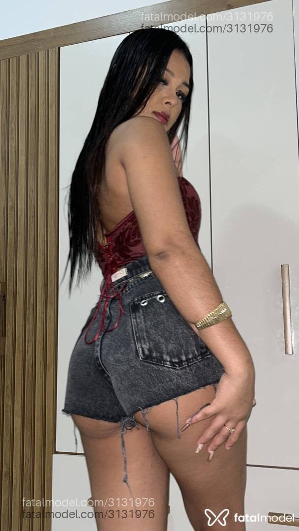 Acompanhante mulher morena (o) de olhos castanhos - Kamilly