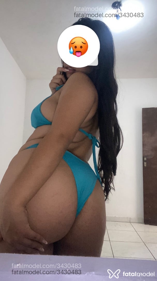 Acompanhante mulher morena (o) de olhos castanhos - Larissa