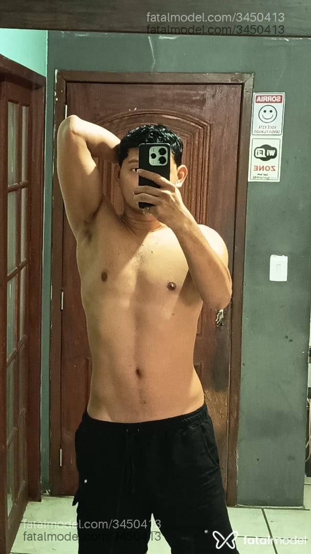 Acompanhante homem morena (o) de olhos castanhos - Santosdasilva