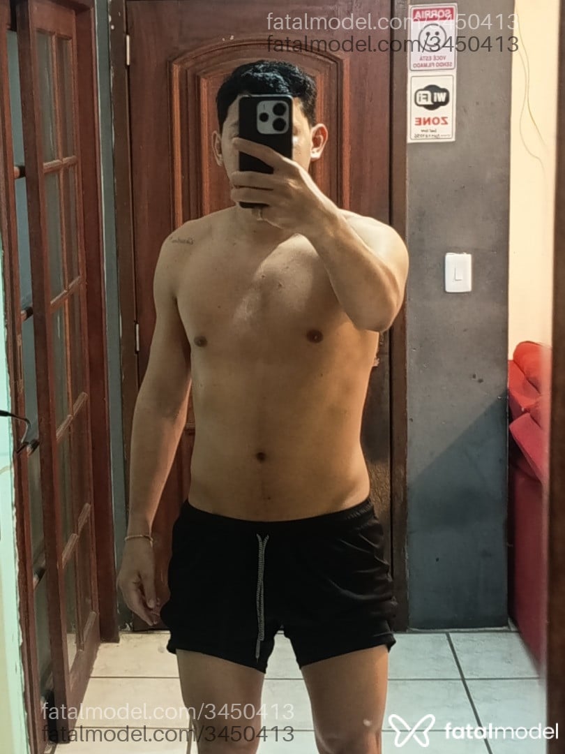Acompanhante homem morena (o) de olhos castanhos - Santosdasilva