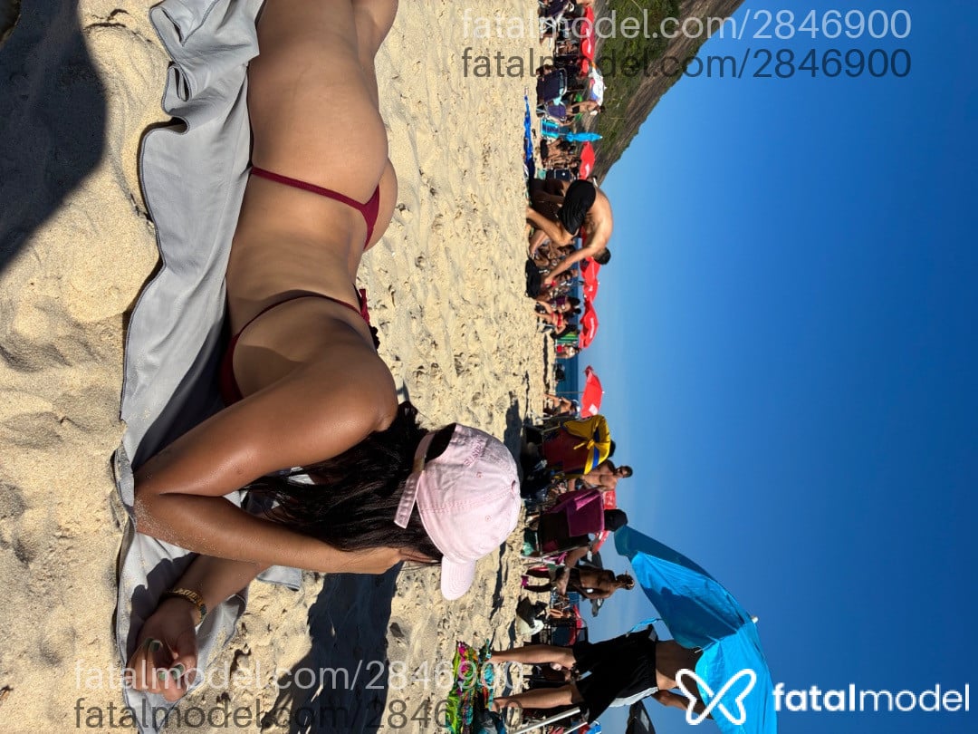 Acompanhante mulher morena (o) de olhos castanhos - Grazi