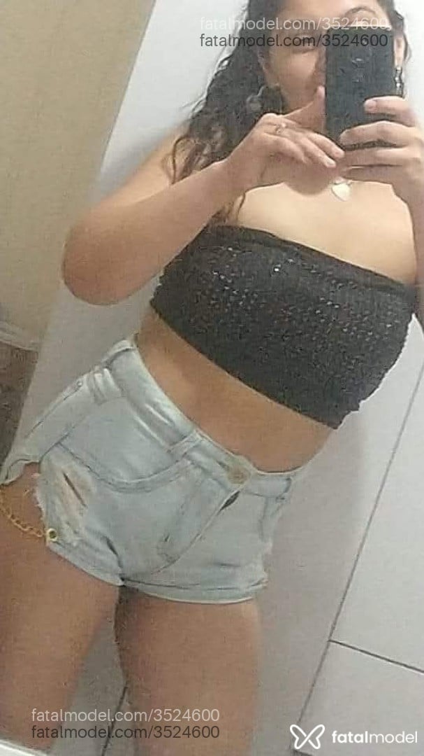 Acompanhante mulher com cabelo castanho de olhos castanhos - Jessica Fernandes Acompanhante mulher com cabelo castanho de olhos castanhos - Jessica Fernandes