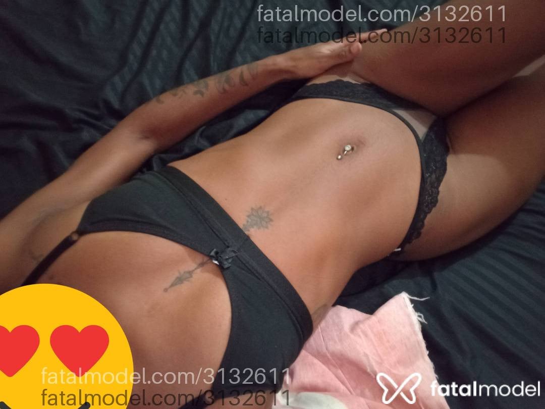 Acompanhante mulher morena (o) de olhos castanhos - Ludmilla Acompanhante mulher morena (o) de olhos castanhos - Ludmilla