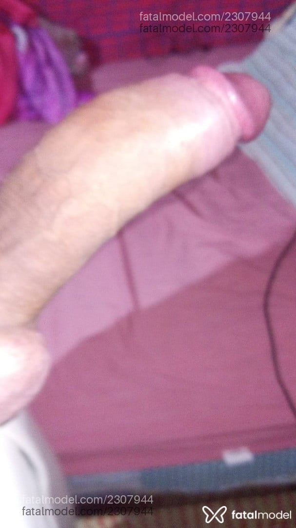 Acompanhante homem com cabelo castanho de olhos mel - Fernando