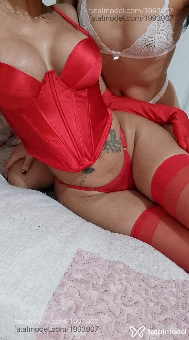 Acompanhante mulher com cabelo castanho de olhos castanhos - Lesbicahotsexy