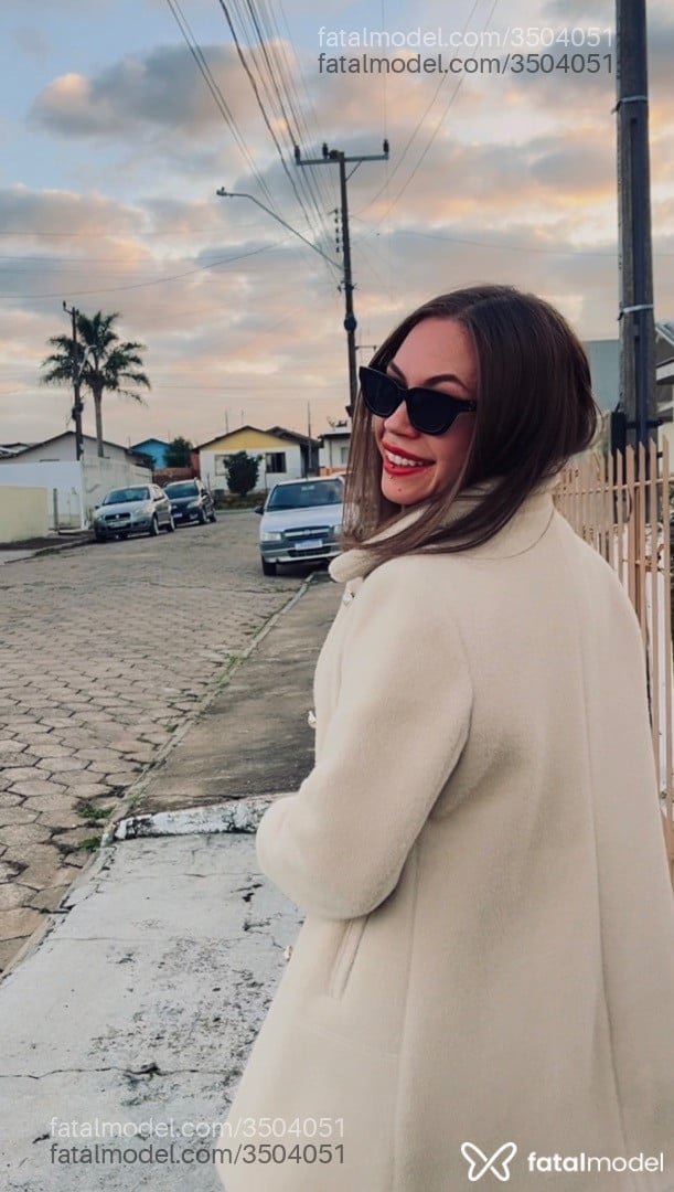 Acompanhante mulher loira (o) de olhos verdes - Katerine