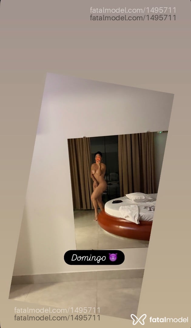 Acompanhante travesti morena (o) de olhos castanhos - Tatiane Salimeni