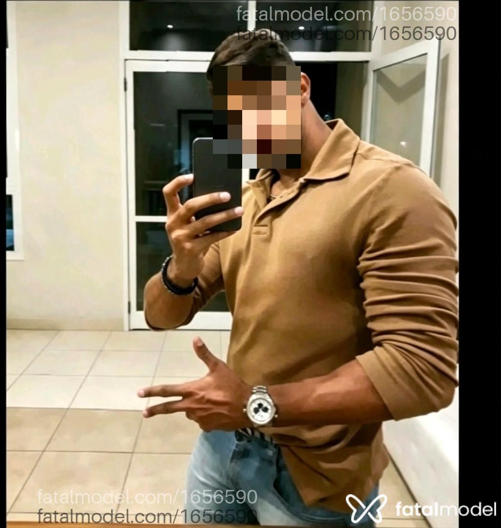 Acompanhante homem morena (o) de olhos pretos - Morenao esporra Acompanhante homem morena (o) de olhos pretos - Morenao esporra