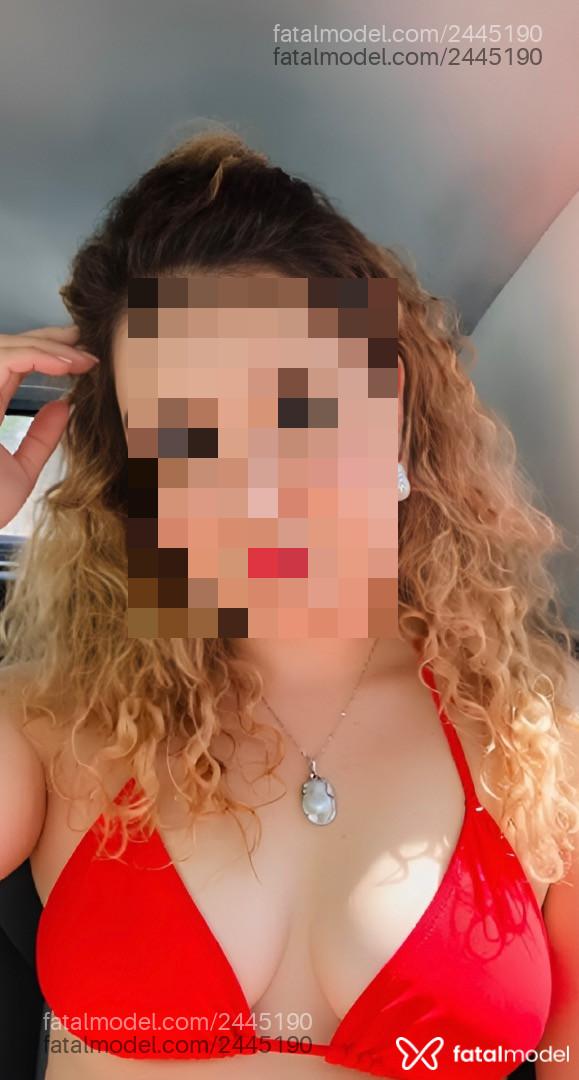 Acompanhante mulher loira (o) de olhos castanhos - Luna